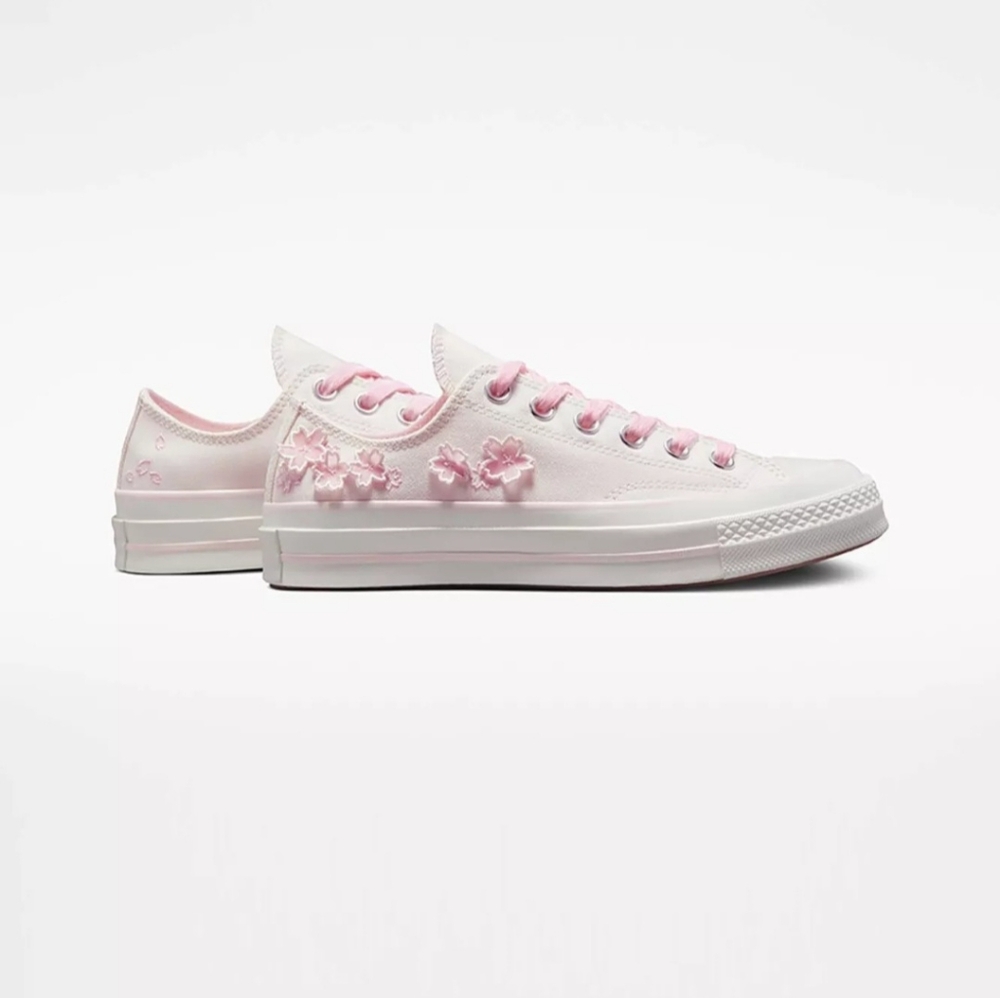 Converse Sakura Chuck 70s